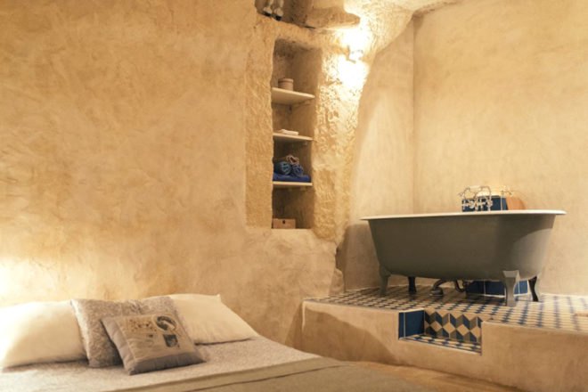 Chez Hélène-Amboise Troglodyte, cave home, cave, grotto, troglodyte, France, Loire Valley, Amboise, Alexis Lamoureux, Lotte van Riel, renovations, stone, French cave home