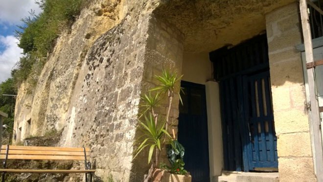 Chez Hélène-Amboise Troglodyte, cave home, cave, grotto, troglodyte, France, Loire Valley, Amboise, Alexis Lamoureux, Lotte van Riel, renovations, stone, French cave home