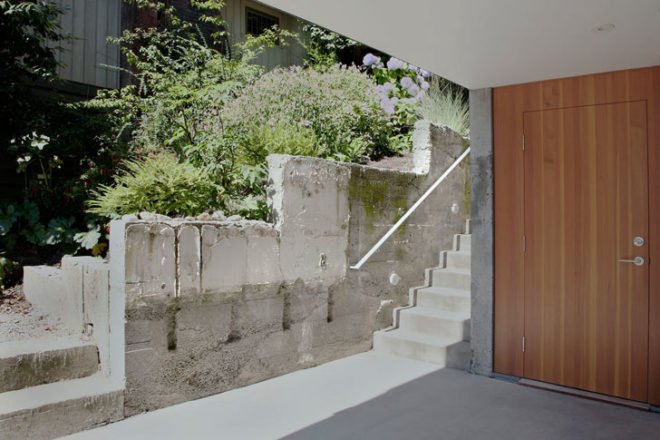 Main Street House SHED Architecture, SHED Architecture, Concrete house, natural building materials, wood interior, natural lighting, San Francisco architecture, sloped roof, roof deck, green architecture