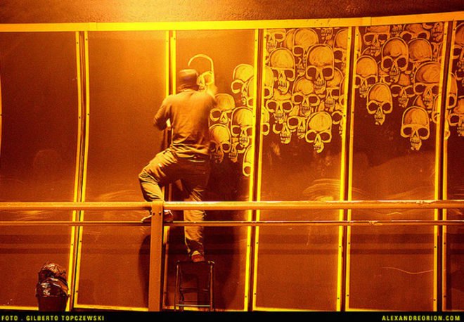 Reverse graffiti, reverse graffiti art, dirt graffiti, grime graffiti, clean graffiti, graffiti, Moose (Paul Curtis), Alexandre Orion, Drin Cortes, Ruth Feeney, and Tarryn Raffan, urban graffiti, urban art, graffiti artist, street art, street artist, street artists