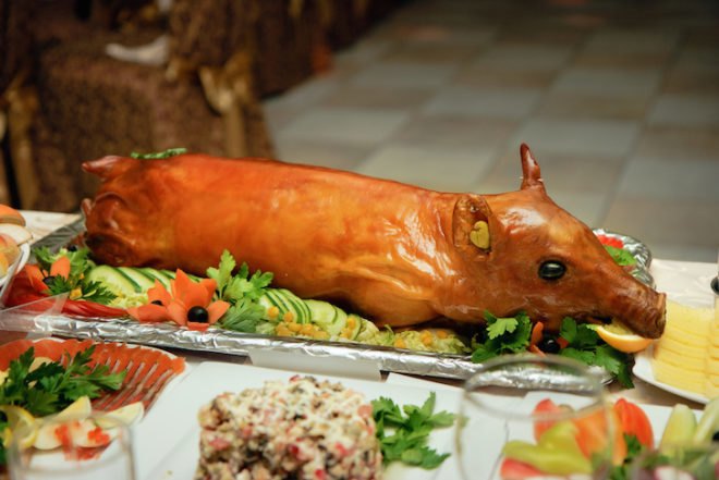 food, pig, suckling pig, modern agriculture, agriculture, vegan, vegetarian, sustainable food, animals, animal husbandry, supermarket