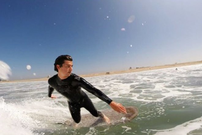 Signal Snowboards, Ernest Packaging Solutions, Cardboard Surfboard, recyclable material, honeycomb cardboard, sustainable surf