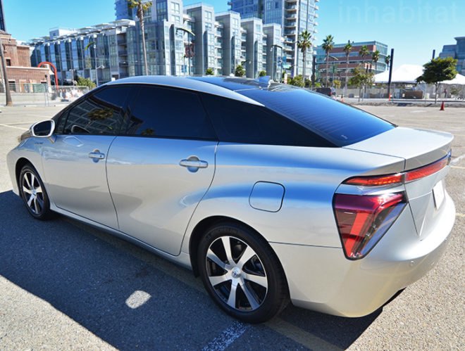 Toyota FCV, Toyota Fuel Cell Vehicle, 2015 Toyota FCV, 2015 Toyota Fuel Cell Vehicle, Toyota hydrogen vehicle, Toyota hydrogen vehicle, hydrogen car, green transportation, sustainable transportation, green car, electric car, electric vehicle, hydrogen electric vehicle, sustainable design, green design, Toyota FCHV-adv, first hydrogen car, first hydrogen vehicle