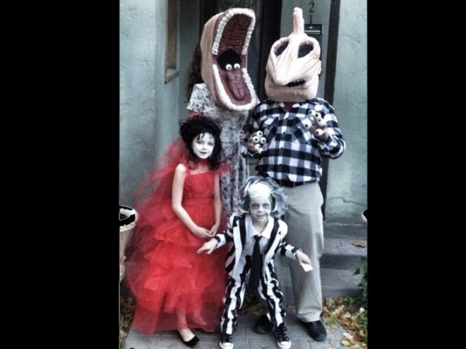 Halloween, halloween, Hallowe'en, hallowe'en, halloween costume, halloween costume contest, halloween contest, costumes, costume, costume contest, family costume, family costumes, Beetlejuice
