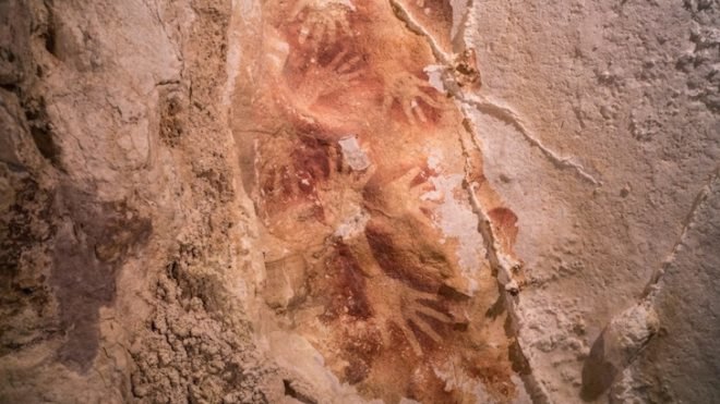 Ancient art, Indonesia, Sulawesi, art discovery, birthplace of art, el Castillo, limestone caves, cave paintings, cave art, pig deer