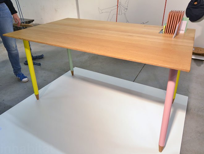 Hedgehog Desk, Atelier Nauwau, 15 young designers, Biennale Interieur, Design Platform Flanders, Design Parcours, Belgium, Flanders, Flemish Designers, Belgian Designers, Ventura Interieur, Kortrijk, interior design, green design, sustainable design, green interiors