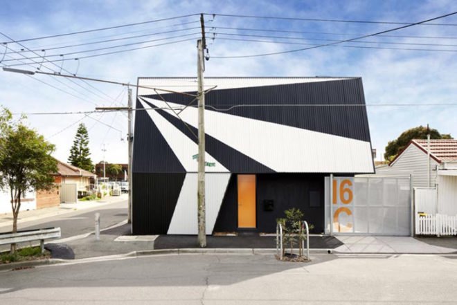 Hunter Street Home, suburbs, Australia, angular roof, pavilion architecture, ODR Architects, vernacular architecture, corrugated sheet, green redevelopment