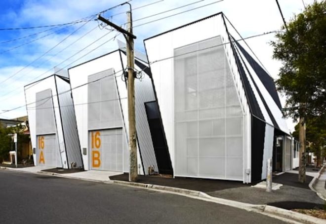 Hunter Street Home, suburbs, Australia, angular roof, pavilion architecture, ODR Architects, vernacular architecture, corrugated sheet, green redevelopment