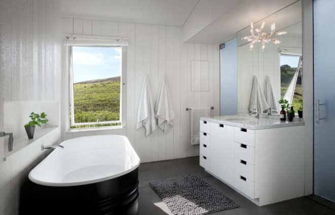 green design, eco design, sustainable design, Turnbill Griffin Haesloop Architects, Leed Platinum Farmhouse, Petaluma California, Hupomone Ranch, photovoltaic panels, passive heating and cooling