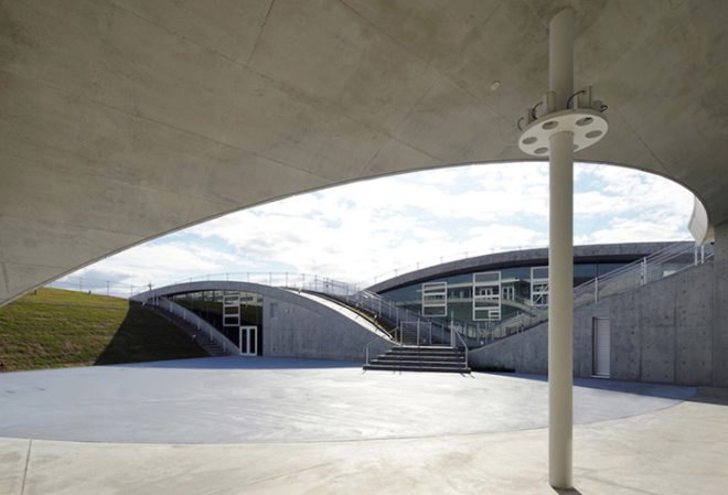 Urban Architecture Office, Mari Ito, Science Hills Komatsu, green museum, science museum, Japan, Japanese architecture, greenm roof, curvy building, rolling roof