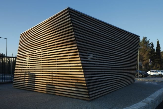 france, Jean-Luc Fugier, bakelised plywood, brise-soleil, cabin, parking attendant pavilion, timber shell, timber hut, polycarbonate alveolar panels,