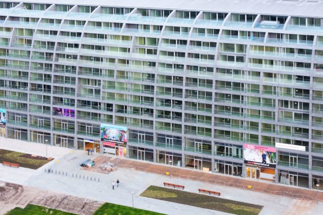 MVRDV, Rotterdam, Netherlands, Binnenrotte Square, Markthal, Markthal Rotterdam, food market, covered food market, horn of plenty art, post industrial Rotterdam, BREEAM, BREEAM Very Good certificate, energy efficient, water saving, mass transit, natural ventilation, cable net facade