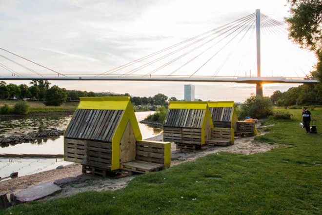 Raumlabor, temporary hotel, Mannheim, Germany, Theater der Welt festival, recycled materials, pop up hotel, low budget, resourceful accommodation