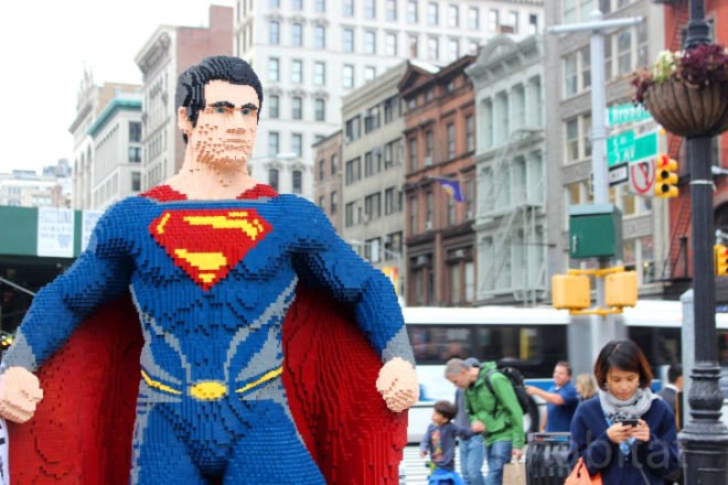 LEGO Superman, LEGO, lego flatiron, lego flatiron store, lego store nyc, new lego store nyc, madison square park, madison square park lego