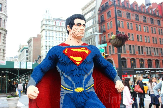 LEGO Superman, LEGO, lego flatiron, lego flatiron store, lego store nyc, new lego store nyc, madison square park, madison square park lego
