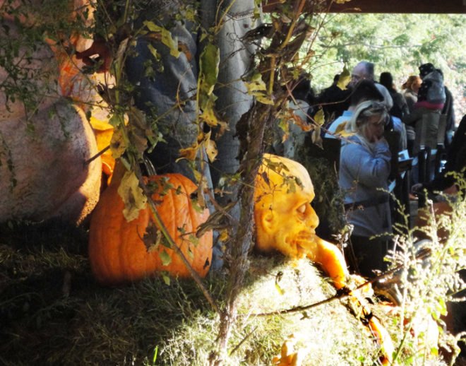 green design, eco design, sustainable design, Ray Villafane, carved pumpkins, New York Botanical Garden, Halloween, Bronx