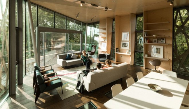 Wilkinson Eyre Architects, treehouse, Maggie's Centre, England, cancer patients, resort, natural materials, natural light, skylights, wooden facade, facade design