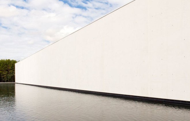 green design, eco design, sustainable design, Baggio-Piechaud, LED facade, Ballande Group, moat, led lights
