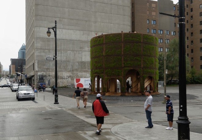 Raumlabor, Raumlaborberlin, watering hole, fountain house, montreal, art installation, grass-covered architecture, grass-covered, mist, waterfall, water, public water, access to water, colonnade, La Biennale de Montreal: L'avenir Festival