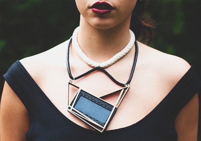 SOL, Sol, SOL jewelry, sol jewelry, sol jewellery, SOL jewellery, solar necklace, solar panel necklace, 3D-printed necklace, 3D-printed, solar panel jewelry, solar panel, portable solar panel, solar panel necklace, 3D-printed solar panel necklace, SOL solar power jewelry