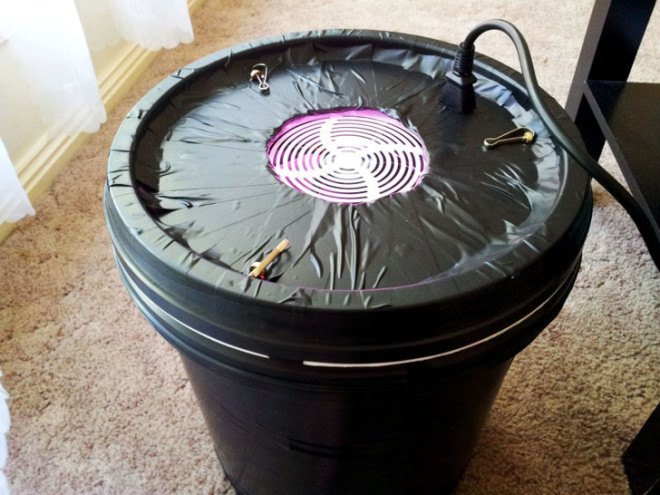 SpaceBuckets, space bucket, space buckets, buckets, food buckets, gardening buckets, DIY space bucket