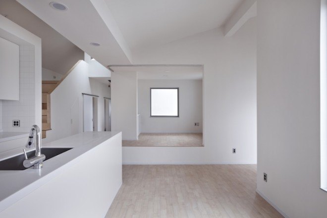 twin peaks house, south korea, mountain-inspired architecture, zigzag roof, apparat-c, children play space, open plan layout, gable roof, high ceilings,