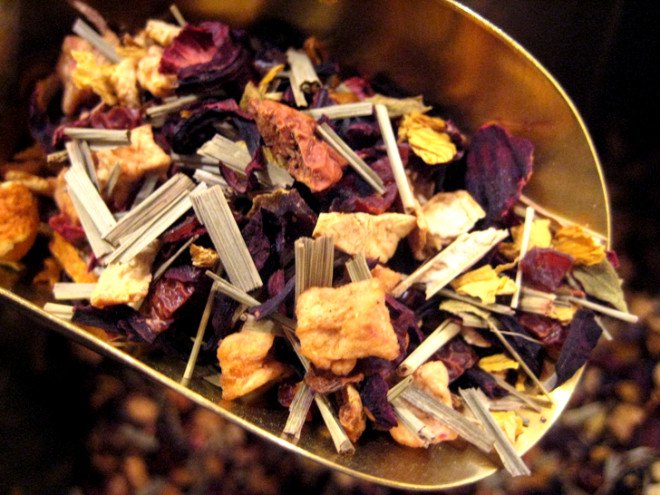 herbal tea, DIY tea, Ginger Turmeric Tea, Lavender tea, Lemon Tea, Nettle Cinnamon Herbal Tea, Rose and Black Tea, stomach soother tea, DIY gifts