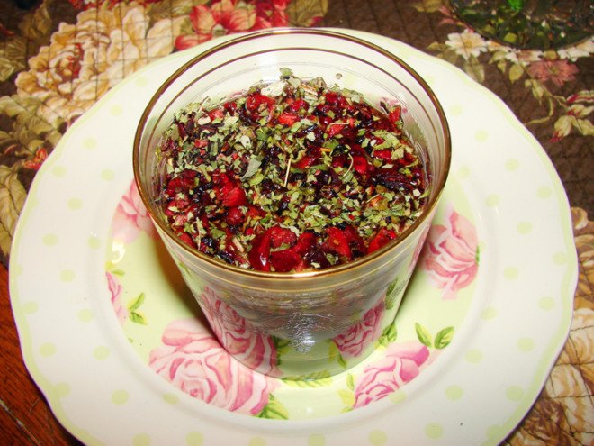 herbal tea, DIY tea, Ginger Turmeric Tea, Lavender tea, Lemon Tea, Nettle Cinnamon Herbal Tea, Rose and Black Tea, stomach soother tea, DIY gifts
