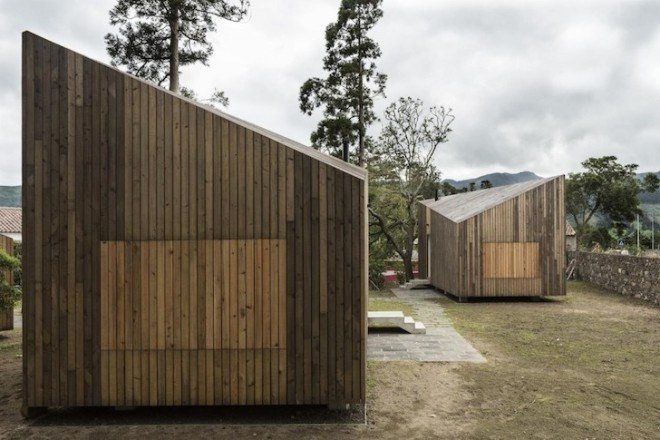 Portugal, M-Arquitectos, rural, bungalow, wooden cabin, cabin, timber-clad architecture, timber-clad, Azores, Seven Cities, Sete Cidades, local construction techniques, local materials