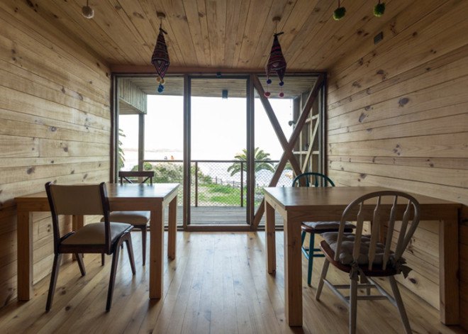 affordable retreat, affordable travel, wooden architecture, Chile, Chilean architects, affordable housing, Alejandro Soffia, Gabriel Rudolphy, seaside resort