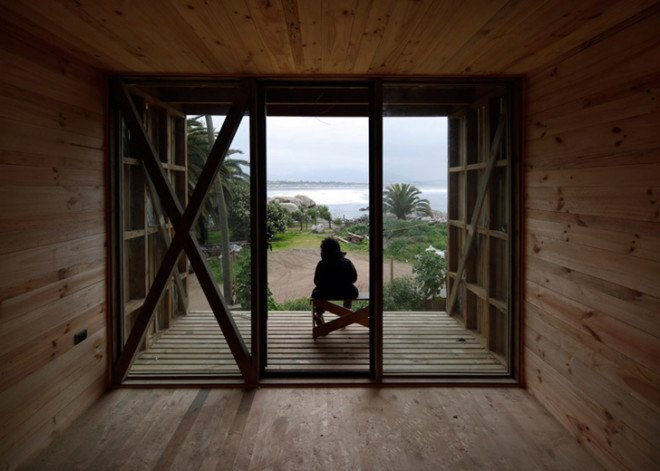 affordable retreat, affordable travel, wooden architecture, Chile, Chilean architects, affordable housing, Alejandro Soffia, Gabriel Rudolphy, seaside resort