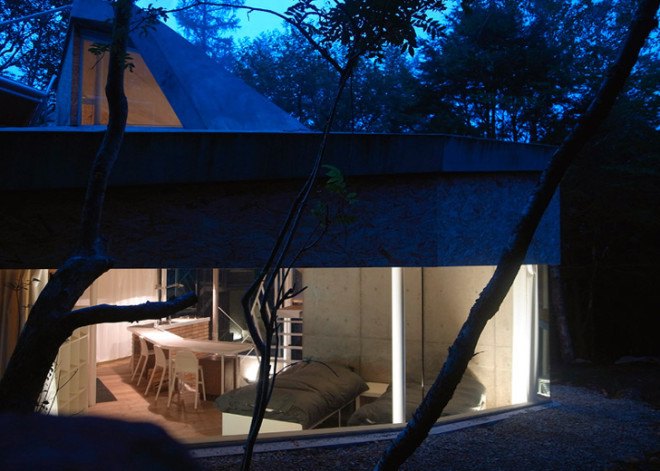 Double Negatives Architecture, Japan, Japanese architecture, OSB boards, concrete house, concrete home, mountain home, chipboard house, residential architecture, angular roof, Nagano house, forest house