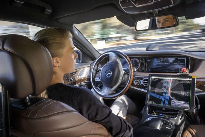 Mercedes-Benz, Mercedes-Benz autonomous car, mercedes-benz autonomous vehicle, google, google self-driving car, self-driving car, autonomous car, green car, green transportation, 2015 CES
