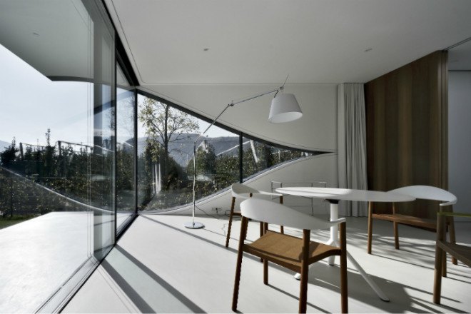 Mirror Houses, Peter Pichler, luxury rental, eco travel, italy, vacation rental, peter pichler architecture