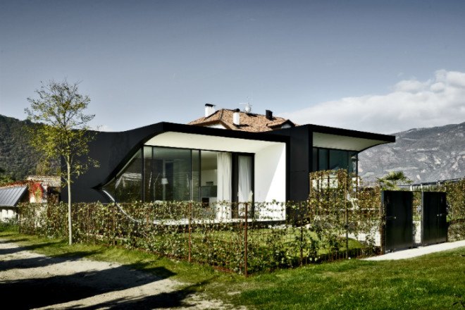 Mirror Houses, Peter Pichler, luxury rental, eco travel, italy, vacation rental, peter pichler architecture