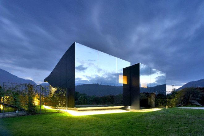 Mirror Houses, Peter Pichler, luxury rental, eco travel, italy, vacation rental, peter pichler architecture