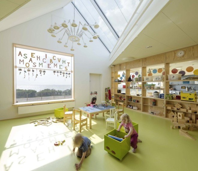 Øresund, Dorte Mandrup Arkitekter, zigzag roofline, Sweden, dune landscape, Råå, Råå Day Care Center, Day Care Center, seaside, timber building, timber clad building, gable roof, kindergarten,