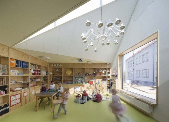 Øresund, Dorte Mandrup Arkitekter, zigzag roofline, Sweden, dune landscape, Råå, Råå Day Care Center, Day Care Center, seaside, timber building, timber clad building, gable roof, kindergarten,