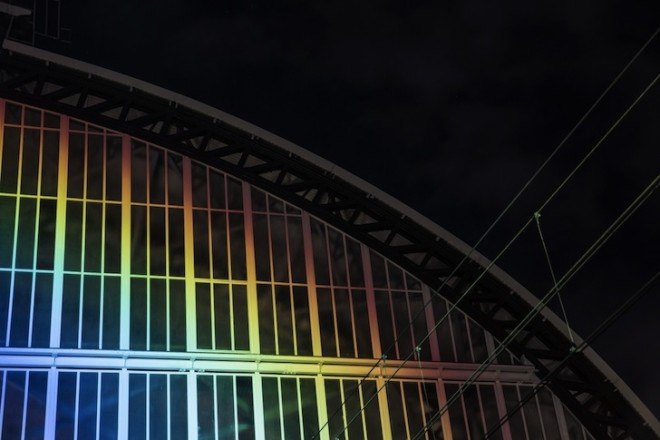 Daan Roosegaarde, Amsterdam Central Station, art installation, liquid crystal technology, projected light, rainbow, UNESCO Year of the Light, Year of the Light, Rainbow Station, Amsterdam,
