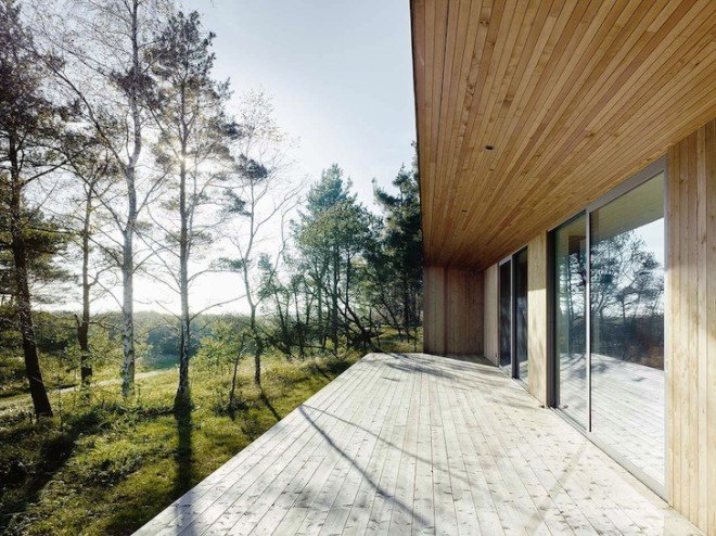 Johan Sundberg, Johan Sundberg Arkitektur, Sommarhus Akenine, Siberian larch, larch, Baltic Sea, Sweden, summerhouse, timber cabin, terrace, larch, sea breeze, timber,