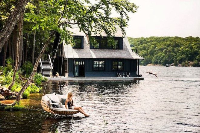 Dedon furniture, Daniel Pouzet, hanging furniture, hanging lounger, woven furniture, green furniture, Nestrest, suspended furniture, cocoon furniture
