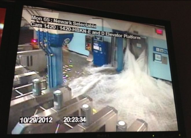 hurricane sandy, resilient design, new york city, public transit, metropolitain transit authority, public transit suspended, subway flooding, 1 train, metro north flooded, LIRR Yards flooding, airports closed, regional transit, communter tunnels, hurricane damage, hurricane safety, hurricane travel, frankenstorm