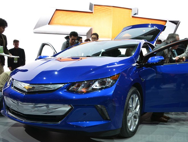 chevrolet volt, chevy volt, 2016 chevy volt, 2016 chevrolet volt volt, chevrolet, plug-in electric vehicle, green transportation, green design, sustainable design, detroit auto show, naias, naias 2015, 2015 detroit auto show, green automotive, ev, electric car, chevrolet ev, volt electric vehicle, general motors, phev, plug-in hybrid electric vehicle