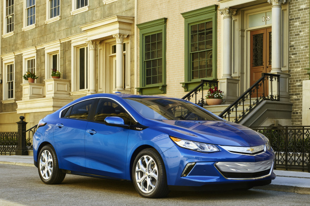 chevrolet volt, chevy volt, 2016 chevy volt, 2016 chevrolet volt volt, chevrolet, plug-in electric vehicle, green transportation, green design, sustainable design, detroit auto show, naias, naias 2015, 2015 detroit auto show, green automotive, ev, electric car, chevrolet ev, volt electric vehicle, general motors, phev, plug-in hybrid electric vehicle
