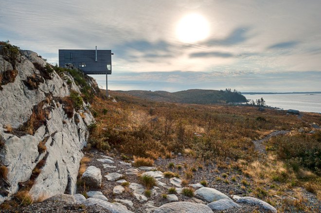 Cliff House, MacKay-Lyons Sweetapple Architects, freeze-thaw cycles, minimalist cabin, cabin, retreat, weekend getaway, passive solar, passive solar gain, affordable cabin, cedar shiplap, timber cabin, Nova Scotia, Atlantic coast,