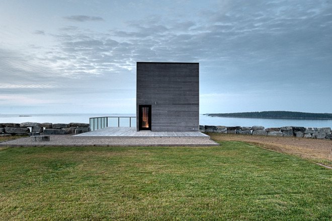 Cliff House, MacKay-Lyons Sweetapple Architects, freeze-thaw cycles, minimalist cabin, cabin, retreat, weekend getaway, passive solar, passive solar gain, affordable cabin, cedar shiplap, timber cabin, Nova Scotia, Atlantic coast,