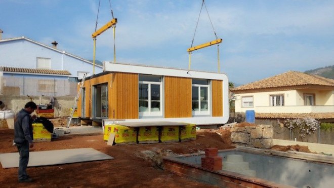 smartphone, NOEM, Ecological House 3.0, smartphone, automated home, energy efficient, renewable materials, local materials, energy efficiency, energy efficient home, modular home, prefab, prefab home, wireless, bioclimatic, modules, wood, laminated wood, solid structural panels, wood fiber panels, high performance glass, passive home