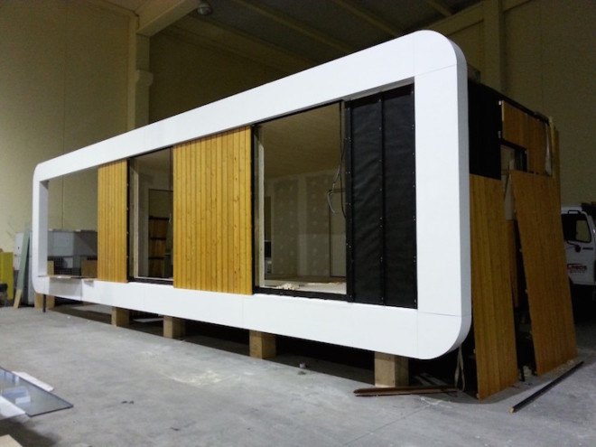 smartphone, NOEM, Ecological House 3.0, smartphone, automated home, energy efficient, renewable materials, local materials, energy efficiency, energy efficient home, modular home, prefab, prefab home, wireless, bioclimatic, modules, wood, laminated wood, solid structural panels, wood fiber panels, high performance glass, passive home