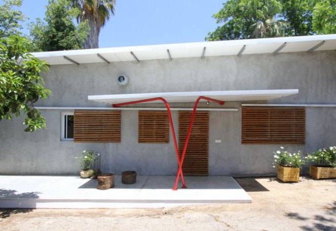 renovated architecture, Ron Shenkin, green renovation, flexible spaces, Israeli architects, transformable furniture, steal beams, recycled building material, recycled materials, wood off-cuts, green design