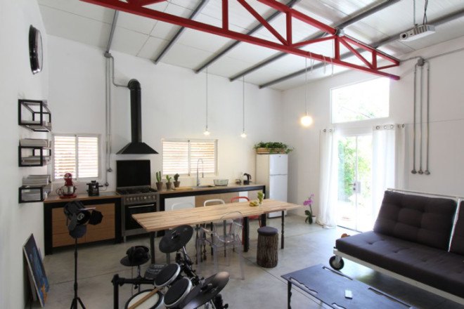 renovated architecture, Ron Shenkin, green renovation, flexible spaces, Israeli architects, transformable furniture, steal beams, recycled building material, recycled materials, wood off-cuts, green design